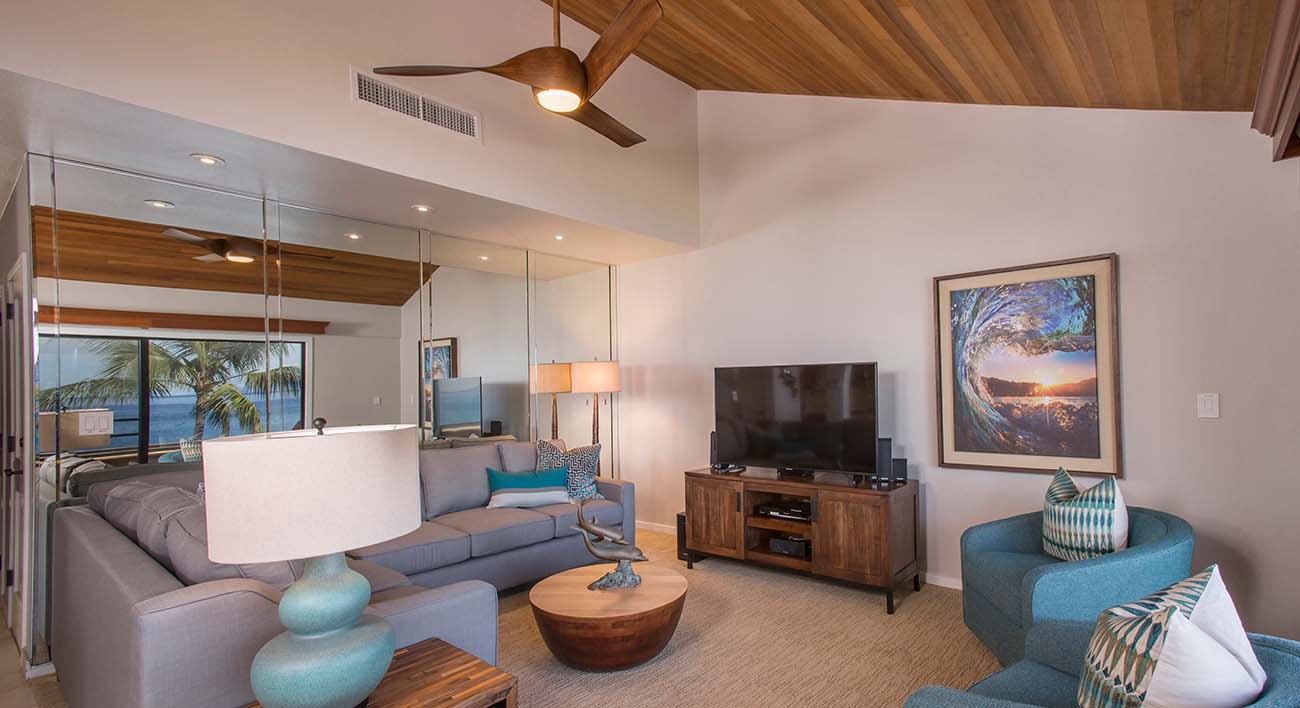 Luxury Two Bedroom Beach Condo Sleeps Four Guests Luxury Two Bedroom Beach Condo Sleeps Four Guests